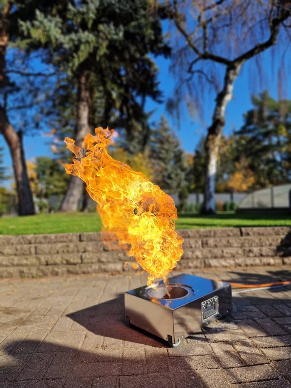 Brandsimulator mit Gasflamme bei einer Löschübung von 2K-SAFE